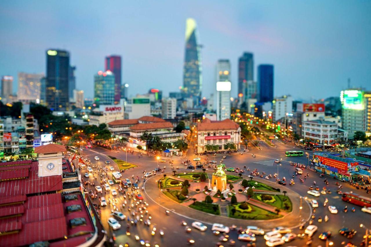 Reddoorz @ Le Van Sy Street Ho Chi Minh City Exterior photo